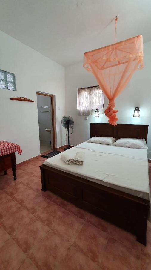 Guesthouse Kind And Love Hikkaduwa Kültér fotó