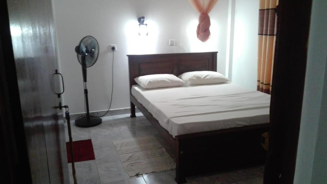Guesthouse Kind And Love Hikkaduwa Kültér fotó