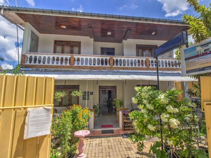 Guesthouse Kind And Love Hikkaduwa Kültér fotó